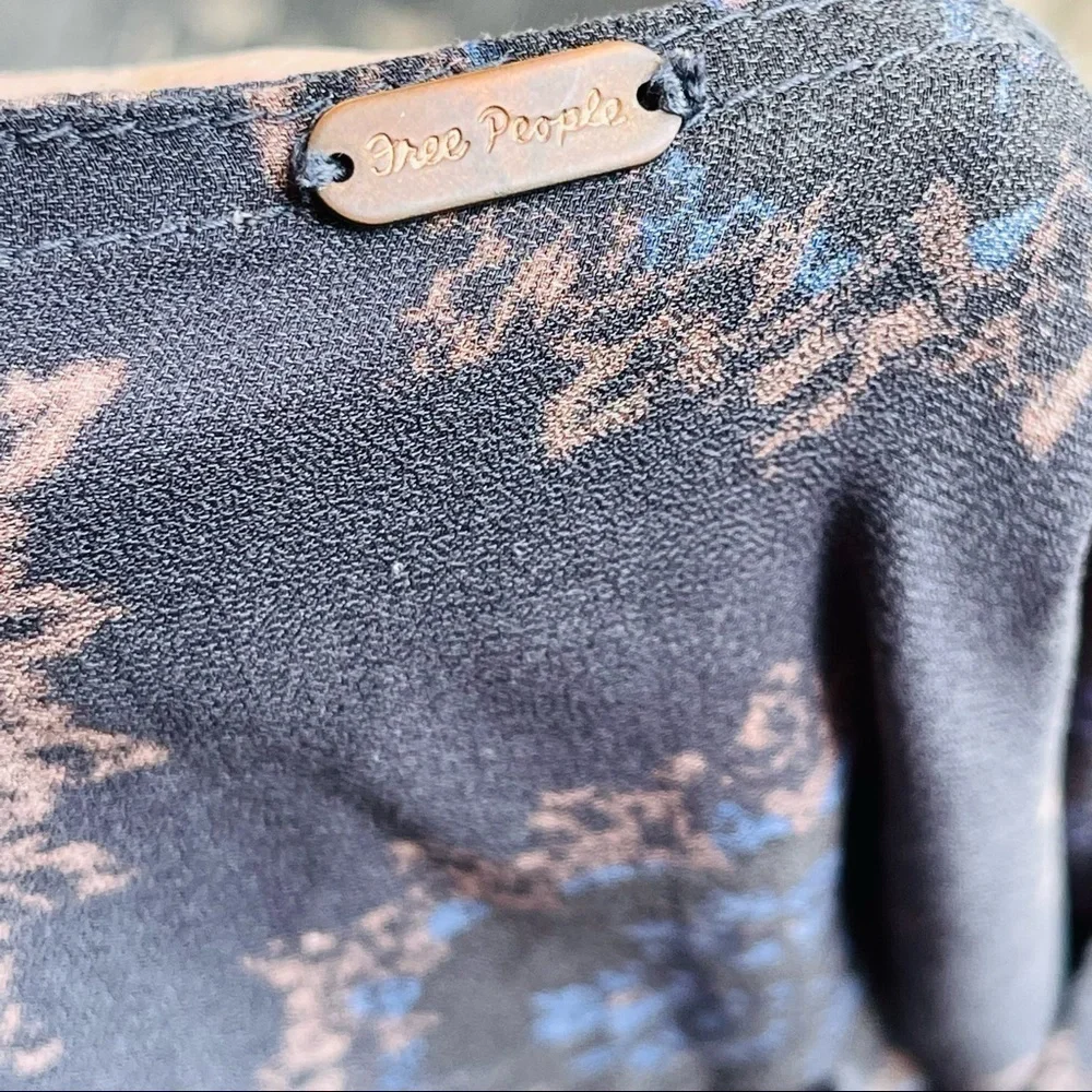 Free People Cowling Around Blouse Midnight Floral Cowl Neck Balloon Sleeve 7076